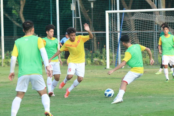 U19 Việt Nam chuẩn bị cho trận đấu với U19 Brunei - Anh 1
