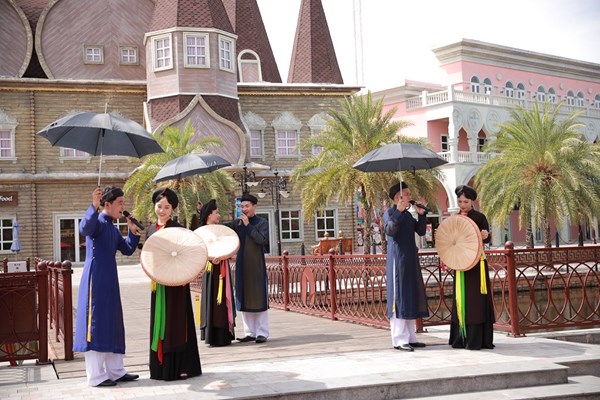 “Xuyên Việt” khám phá tinh hoa lễ hội khắp 3 miền tại VinWonders Nam Hội An - Anh 2