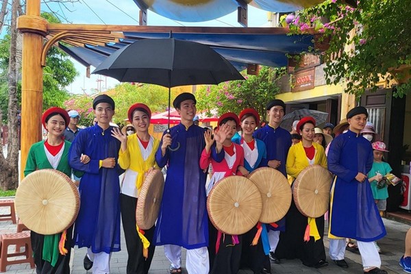 “Xuyên Việt” khám phá tinh hoa lễ hội khắp 3 miền tại VinWonders Nam Hội An - Anh 1