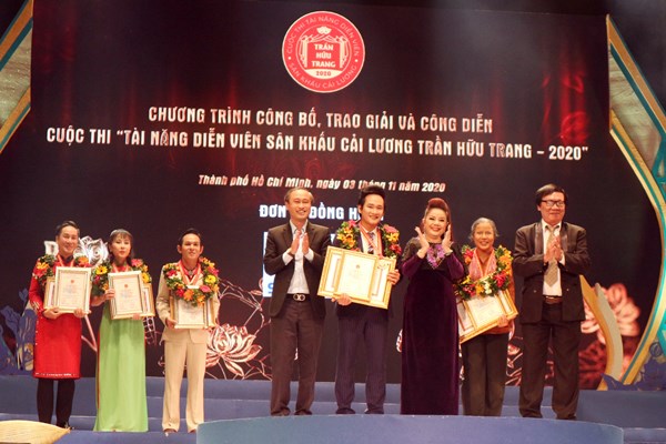Khởi động Cuộc thi Tài năng diễn viên sân khấu Cải lương Trần Hữu Trang - 2022 - Anh 1