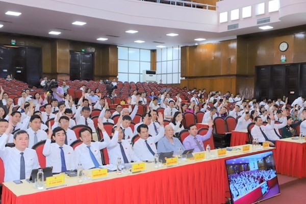 HĐND tỉnh Thanh Hóa thông qua 52 nghị quyết quan trọng tại kỳ họp thứ 7 - Anh 1