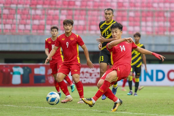 HLV U19 Việt Nam: Chúng tôi phải hướng về phía trước - Anh 2