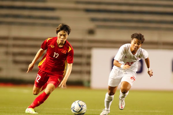 HLV Mai Đức Chung bất ngờ vì đội nhà thắng đậm Myanmar - Anh 1