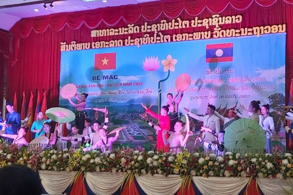 'Sơn La - Luông Pha Băng hội tụ và lan tỏa': Âm vang của tình đoàn kết Việt Nam - Lào - Anh 1