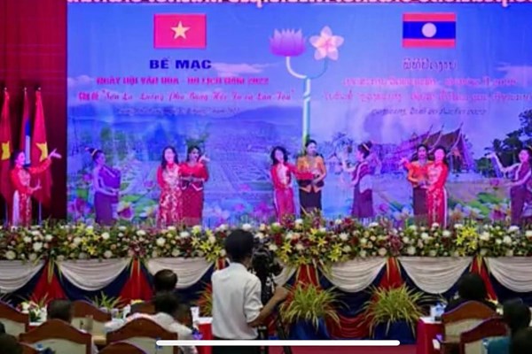 'Sơn La - Luông Pha Băng hội tụ và lan tỏa': Âm vang của tình đoàn kết Việt Nam - Lào - Anh 2