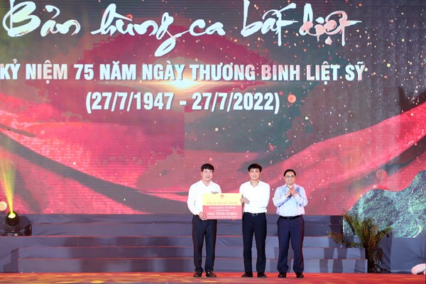 Bộ trưởng Nguyễn Văn Hùng: “Bản hùng ca bất diệt