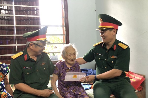Tri ân, phụng dưỡng mẹ Việt Nam anh hùng ở Quảng Ngãi - Anh 5