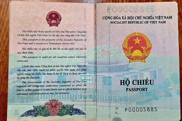 Hộ chiếu mới của Việt Nam được xây dựng trên cơ sở đúng luật, đúng quy định, đúng quy chuẩn quốc tế - Anh 1
