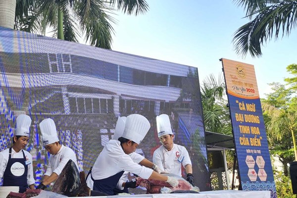 Phú Yên: Xác lập kỷ lục Việt Nam 101 món ăn chế biến từ cá ngừ đại dương - Anh 1