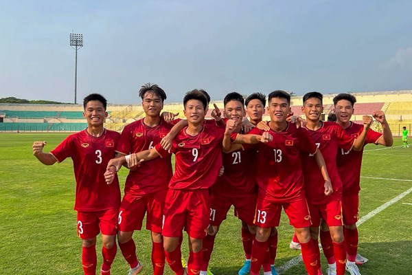 U16 Việt Nam khởi đầu thuận lợi tại giải Đông Nam Á - Anh 2