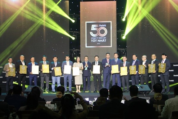Vinh danh 50 Công ty niêm yết tốt nhất Việt Nam do Tạp chí Forbes Việt Nam bình chọn - Anh 3