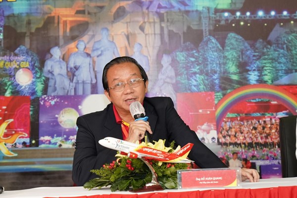Bay Vietjet đón trung thu tại Tuyên Quang - Lễ hội Thành Tuyên - Anh 2