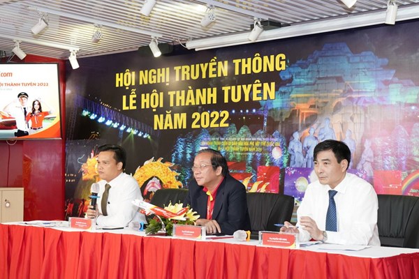 Bay Vietjet đón trung thu tại Tuyên Quang - Lễ hội Thành Tuyên - Anh 3