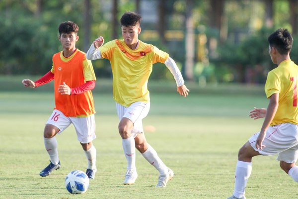 U16 Việt Nam có đủ lực lượng đá trận “chung kết” với Indonesia - Anh 1