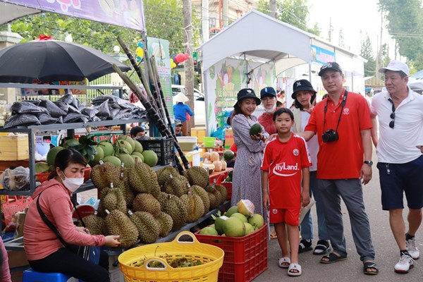 Lễ hội trái cây Khánh Sơn - Anh 1