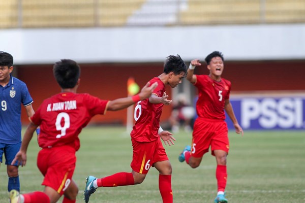 Thắng Thái Lan, U16 Việt Nam vào chung kết giải Đông Nam Á - Anh 2