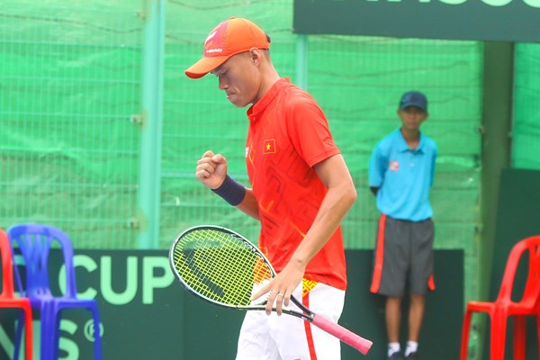 Thắng trận thứ ba, quần vợt Việt Nam tranh ngôi vô địch Davis Cup nhóm III - Anh 1