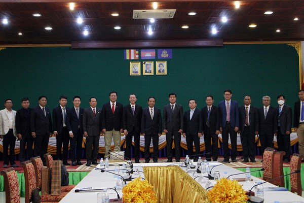 Thứ trưởng Hoàng Đạo Cương hội đàm với lãnh đạo tỉnh Siem Reap - Anh 6
