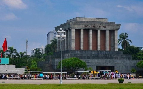 Lăng Chủ tịch Hồ Chí Minh mở cửa trở lại từ ngày mai 16.8 - Anh 1