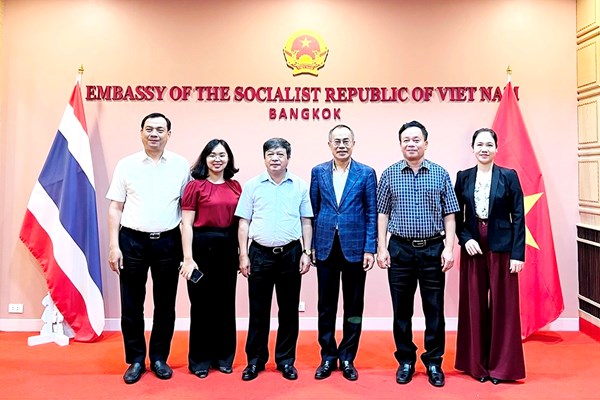 Bộ VHTTDL quan tâm, hỗ trợ cộng đồng người Việt Nam tại Thái Lan quảng bá văn hóa truyền thống - Anh 1