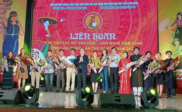 Khai mạc liên hoan các Câu lạc bộ văn hóa – văn nghệ dân gian ở Lâm Đồng - Anh 3