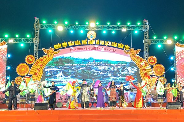Khai mạc Ngày hội VHTTDL các dân tộc tỉnh Phú Yên - Anh 4