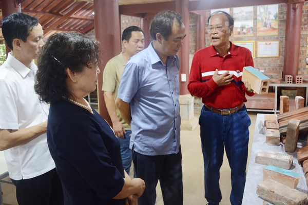 Ghé thăm bảo tàng gạch ngói  đầu tiên ở Việt Nam - Anh 1