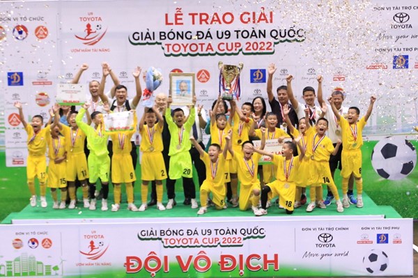 SLNA vô địch Giải bóng đá U9 toàn quốc Toyota Cup - Anh 2