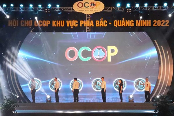 Khai mạc Hội chợ OCOP khu vực phía Bắc - Quảng Ninh 2022 - Anh 1