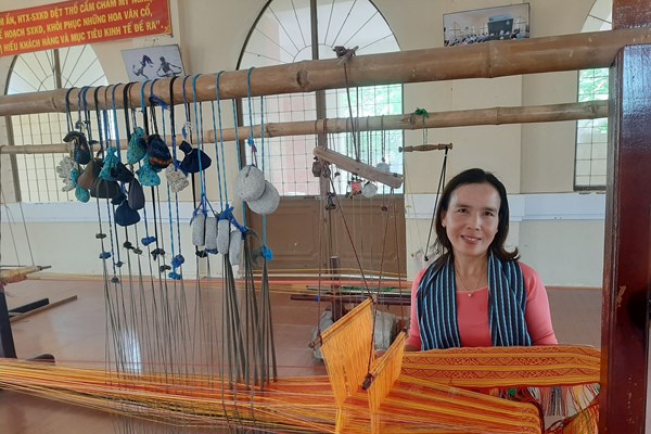 Ninh Thuận: Làng nghề dệt thủ công Mỹ Nghiệp trở lại sau đại dịch - Anh 1