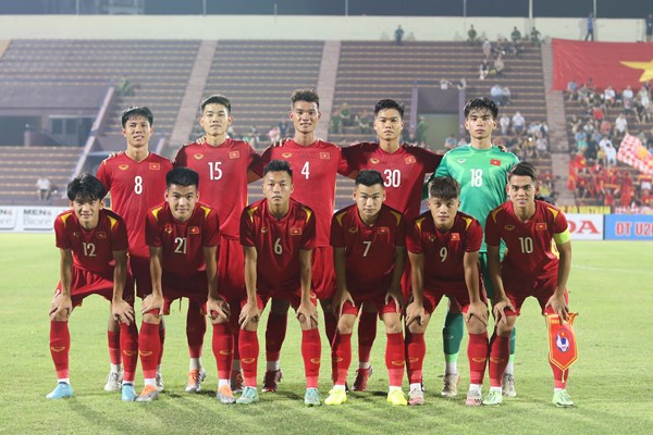 U20 Việt Nam tăng cường 10 cầu thủ chuẩn bị cho vòng loại giải châu Á - Anh 1