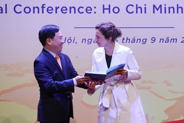 UNESCO tôn vinh Chủ tịch Hồ Chí Minh với những giá trị trường tồn của di sản mà Người để lại cho thế giới - Anh 3