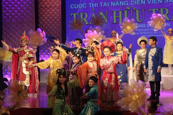 Vòng sơ tuyển cuộc thi “Tài năng diễn viên sân khấu Cải lương Trần Hữu Trang” tại TP.HCM - Anh 1