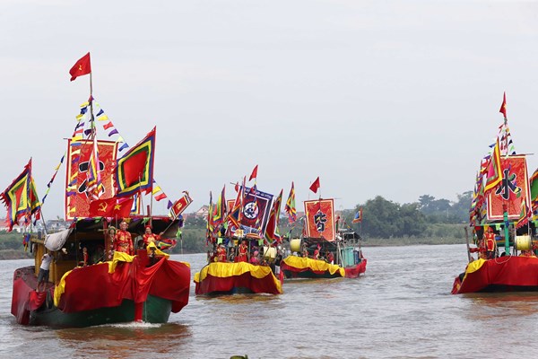 Hàng vạn du khách dự Lễ khai hội mùa thu Côn Sơn - Kiếp Bạc 2022 - Anh 4