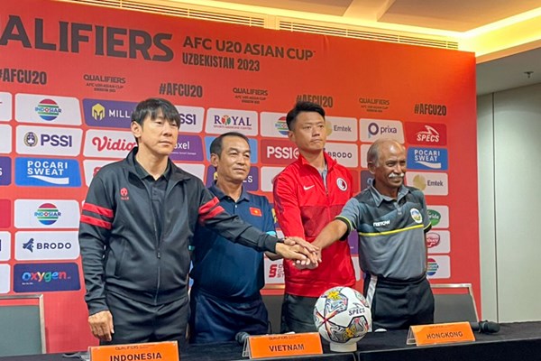 HLV Đinh Thế Nam: Toàn đội sẵn sàng cho vòng loại U20 châu Á - Anh 1