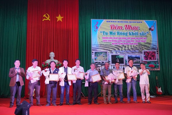 Kon Tum: Tổng kết cuộc vận động sáng tác văn học – nghệ thuật huyện Tu Mơ Rông năm 2022 - Anh 3