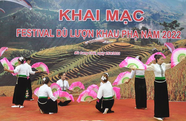 Mù Cang Chải khai mạc Festival dù lượn Khau Phạ năm 2022 - Anh 1