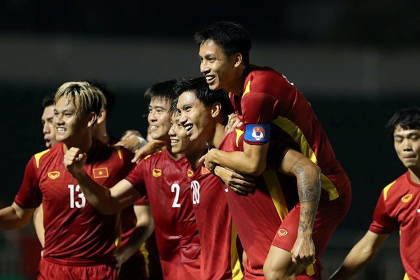 Đánh bại Ấn Độ, tuyển Việt Nam vô địch giải giao hữu quốc tế - Anh 4