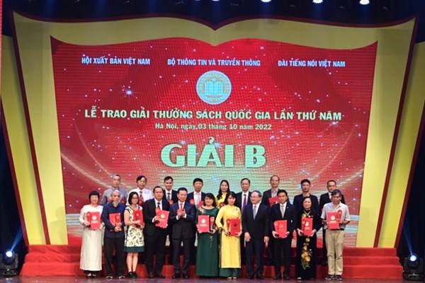 “Hoàng Việt nhất thống dư địa chí” đoạt giải A Sách Quốc gia - Anh 3
