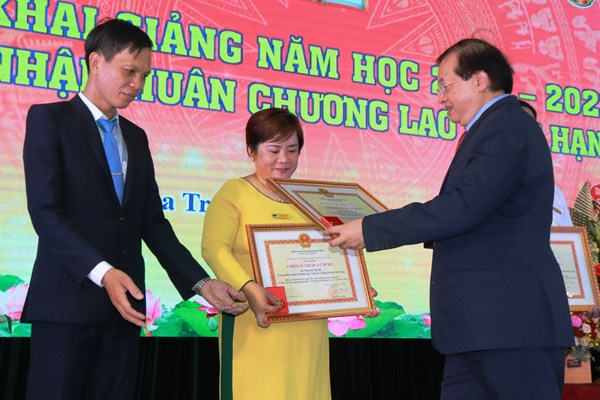 Trường Cao đẳng Du lịch Nha Trang đón nhận Huân chương lao động hạng Nhì - Anh 5
