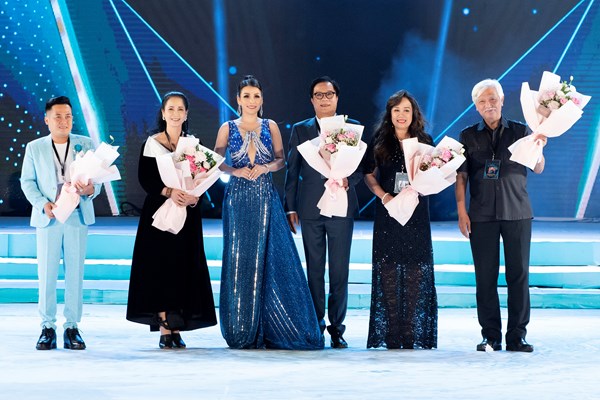 Hoa hậu Biển đảo Việt Nam chính thức công bố top 36 trong đêm bán kết toàn quốc - Anh 6