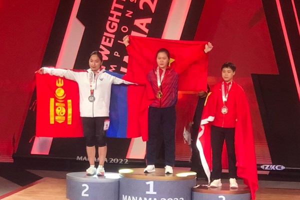 Cử tạ Việt Nam thi đấu thành công tại Giải vô địch châu Á - Anh 1