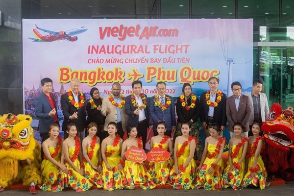 Vietjet khai trương đường bay Phú Quốc - Bangkok từ 299.000 đồng - Anh 1