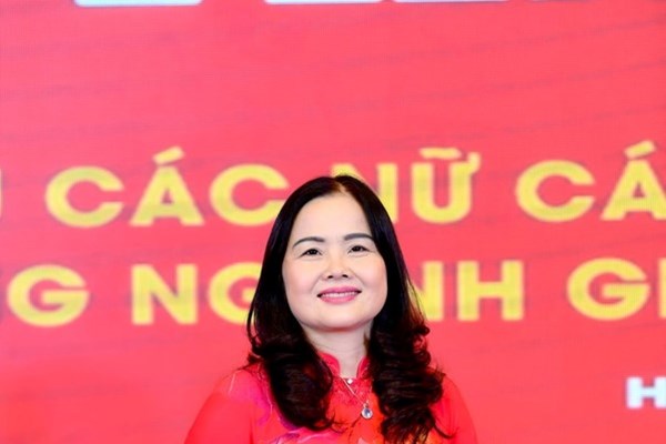 Ra mắt mẫu áo dài biểu trưng nhà giáo Việt  Nam - Anh 6