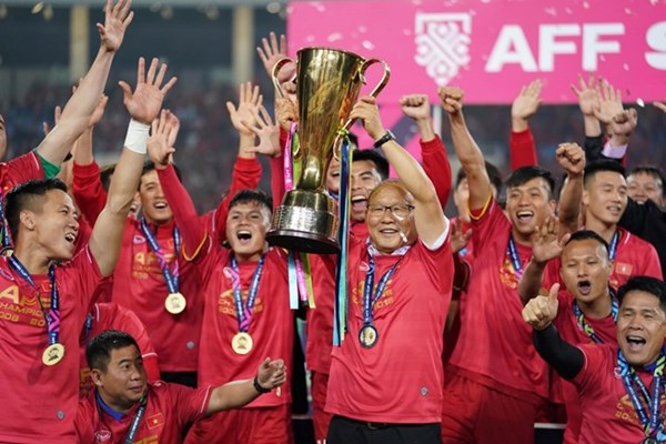 HLV Park Hang-seo chia tay bóng đá Việt Nam sau 5 năm gắn bó - Anh 2