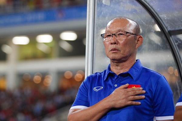 HLV Park Hang-seo chia tay bóng đá Việt Nam sau 5 năm gắn bó - Anh 1