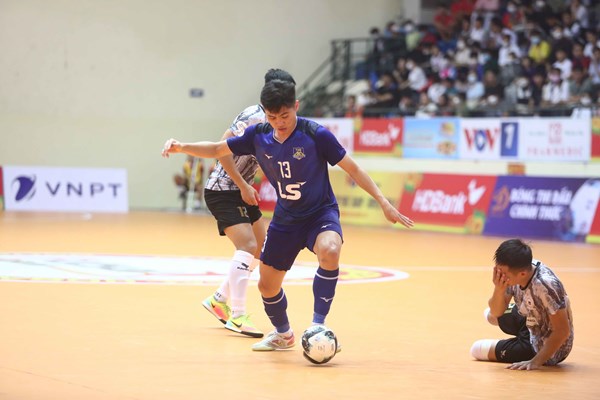Giải Futsal VĐQG: Thái Sơn Nam bám đuổi Sahako - Anh 1