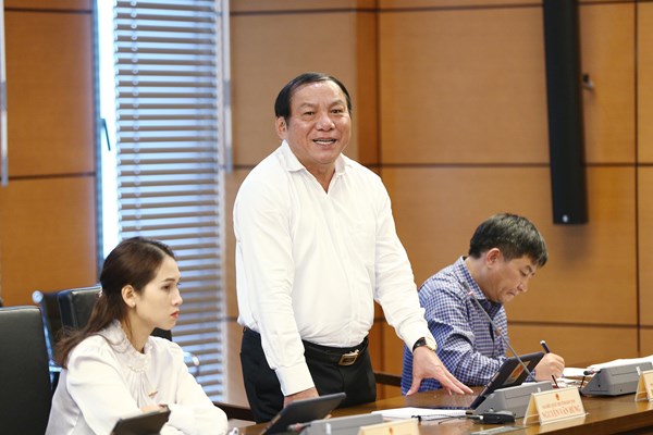 Bộ trưởng Nguyễn Văn Hùng: Phải xem văn hoá là nguồn lực cho sự phát triển bền vững - Anh 1