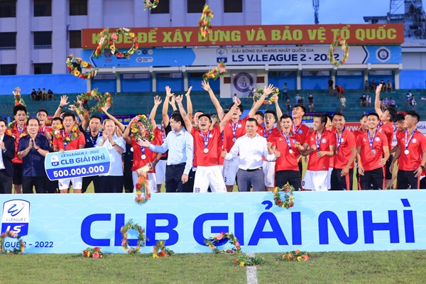 Khánh Hoà giành quyền lên chơi tại V.League 2023 - Anh 1