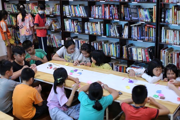 Phát triển thư viện công cộng ở Hà Nội: Muốn nhân rộng phải cùng vào cuộc - Anh 1